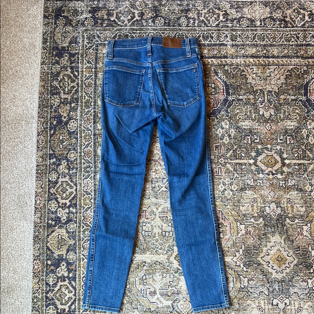 Madewell Women's Skinny Jeans in Medium Blue - 10” high rise skinny - Picture 2 of 3